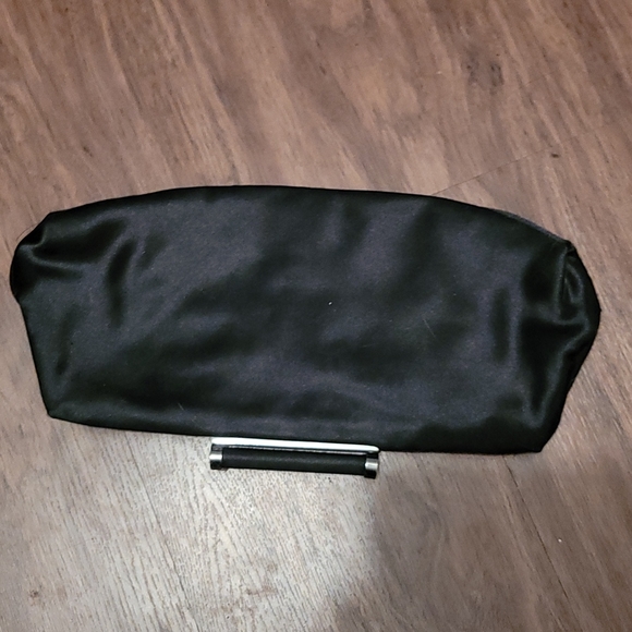 Purse - Picture 4 of 4